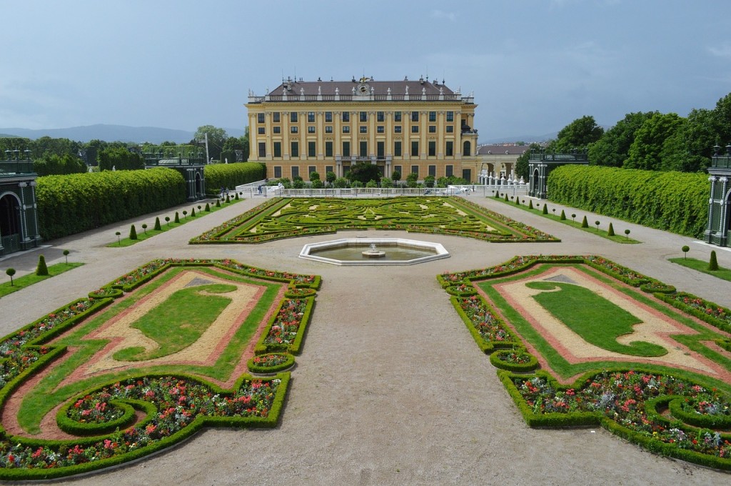 Schloss Schönbrunn - Führung Durch Prunkräume Und Gärten ...