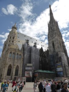 Vienna Highlights: St.Stephen's Cathedral in the historic centre of Vienna